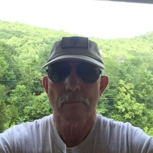 Meet your Posher, Ernest